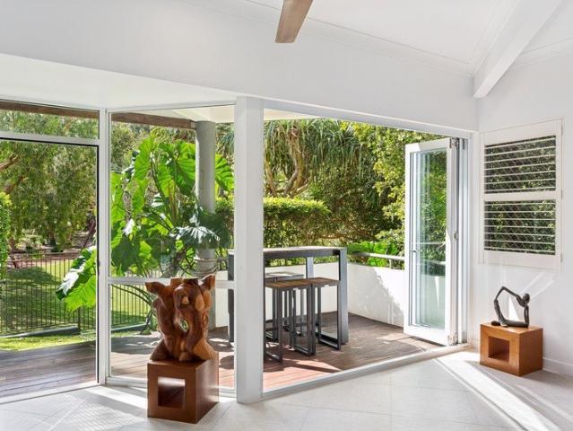 Relaxed Coastal Living in Sunshine Beach