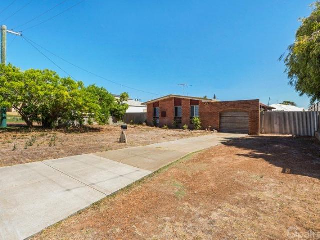 Relaxed Coastal Living in Singleton