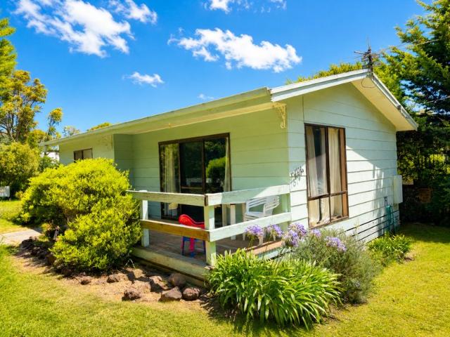 Relaxed Coastal Living in the Heart of Venus Bay