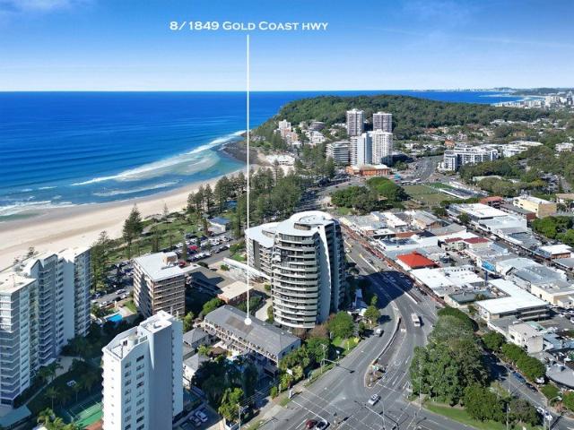Relaxed Coastal Living in the Heart of Burleigh Heads