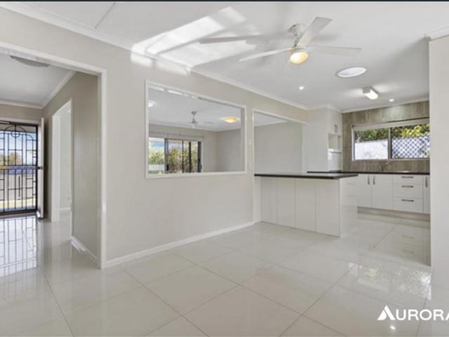 Relaxed Coastal Living in Thornlands!