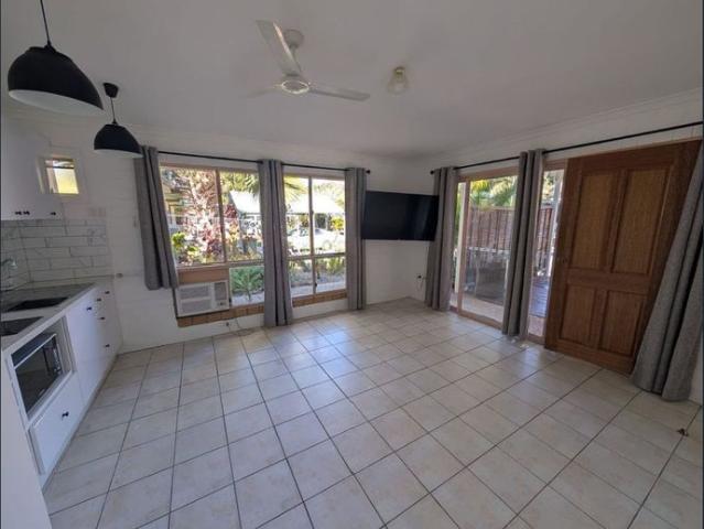 Relaxed Coastal Living Just 250 Metres from Agnes Water Beach