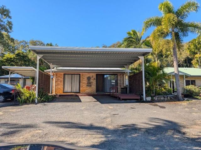 Relaxed Coastal Living Just 250 Metres from Agnes Water Beach