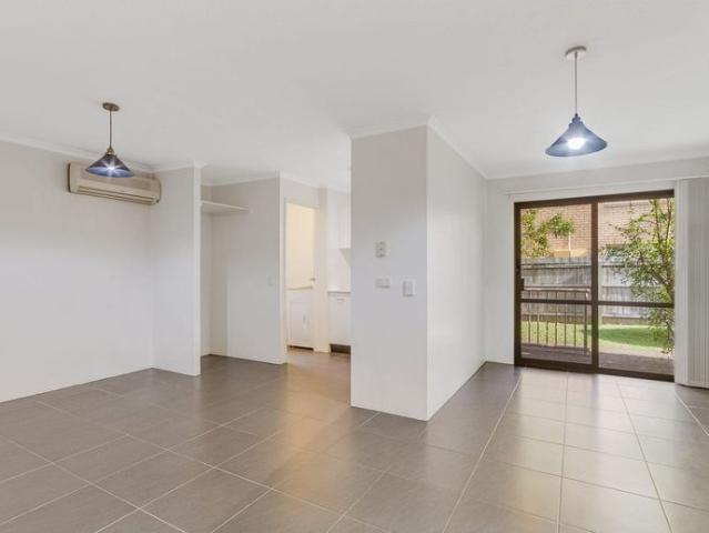 Relaxed Coastal Living Just Moments from Kirra Beach