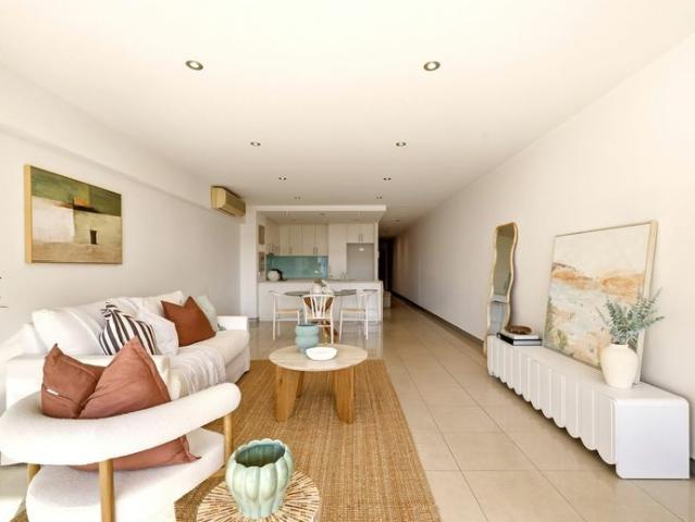 Relaxed Coastal Living with Everything at Your Doorstep WATER USAGE INCLUDED IN RENT