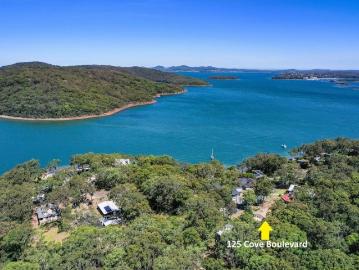 Relaxed Coastal Living with views of Port Stephens