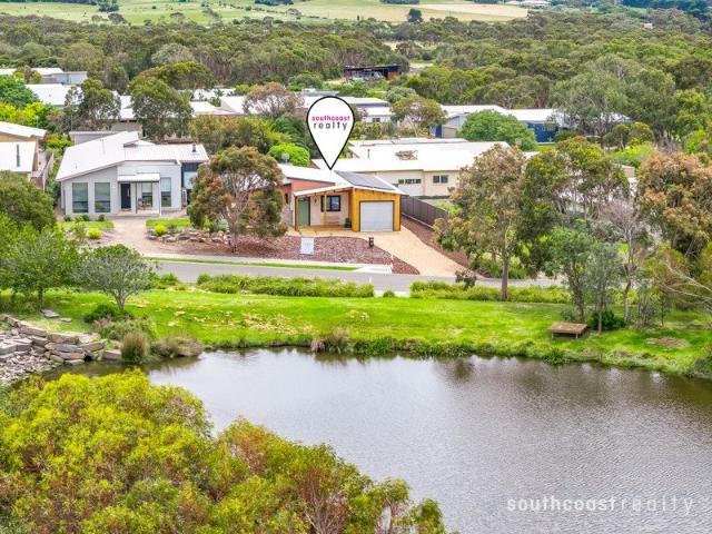 RELAXED, ECO FRIENDLY LIVING WITH TRANQUIL VIEWS
