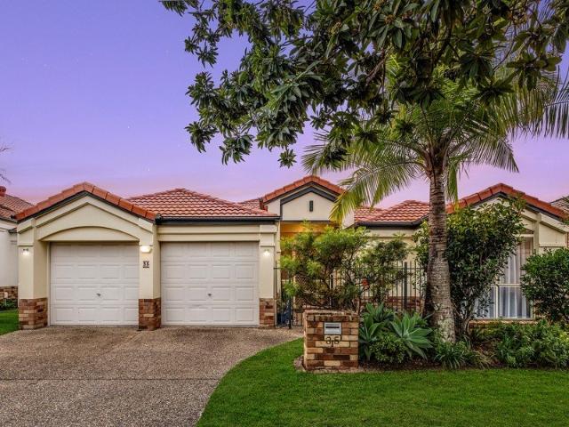 Relaxed Family Living in One of Westlake's Most Peaceful Streets