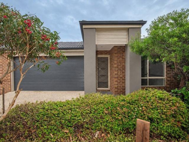 Relaxed Family Living with Coastal Convenience