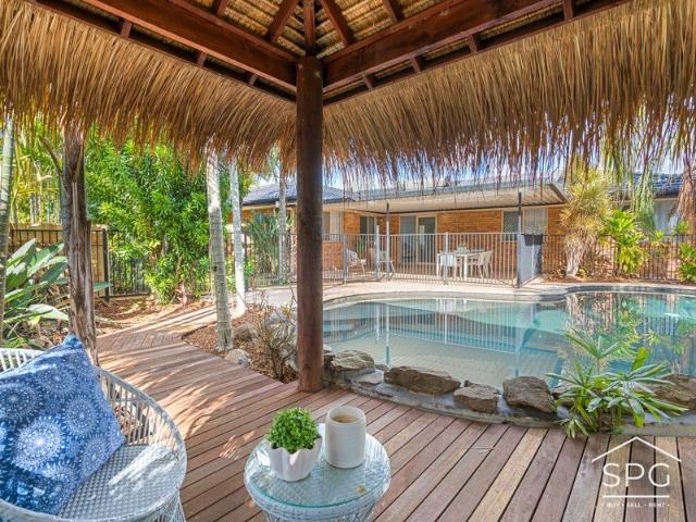 Poolside Family Living