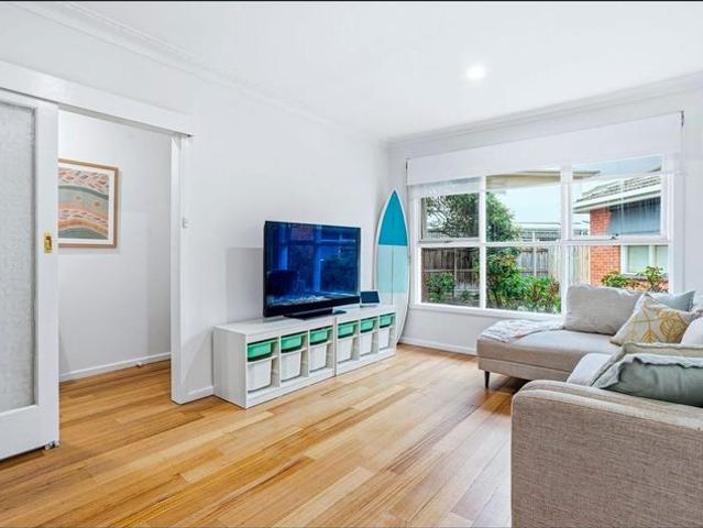Relaxed lifestyle location, easy city access