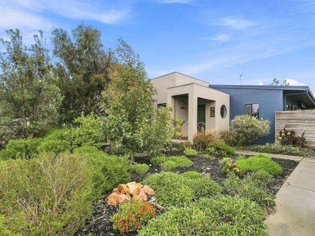 RELAXED LIVING WITH ACCOMMODATION OPTIONS