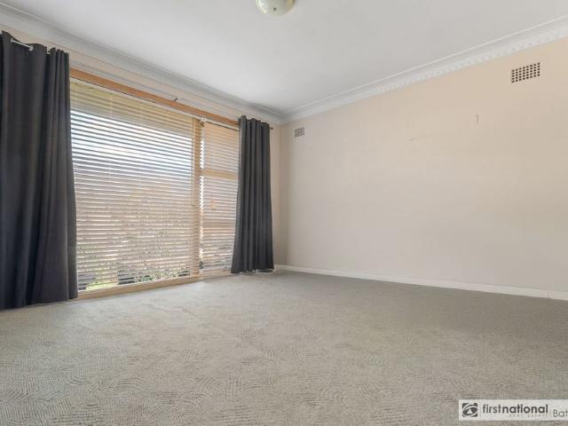 Relaxed Living with Plenty of Space