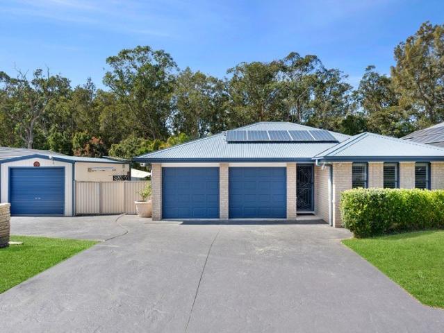Relaxed Living with Reserve Outlook and Pool