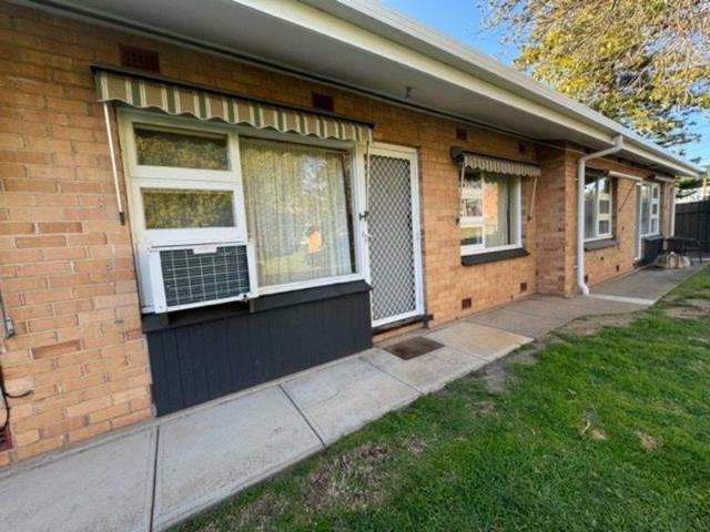 Relaxed Living in the Heart of Glenelg