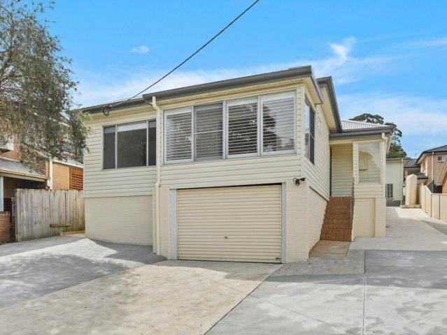 Relaxed Living in a Sought After Suburb!