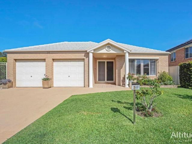 Relaxed Living Just Steps from the Shore