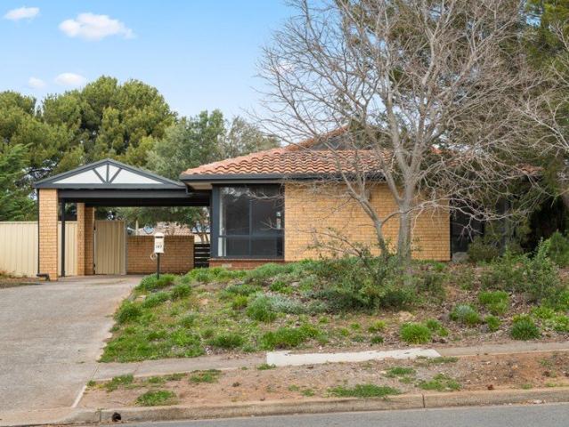Relaxed Living, Renovated and Ready for Its Next Chapter