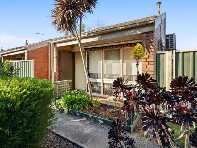 Relaxed Retirement Living Opposite Pacific Werribee
