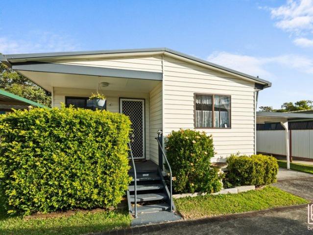 Relaxed Retirement Living in a Prime Coastal Location