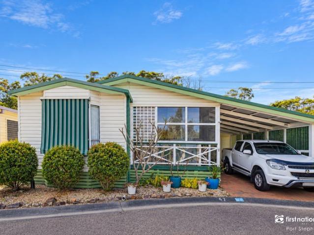 RELAXED RETIREMENT LIVING IN ANNA BAY VILLAGE
