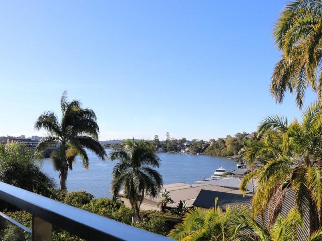 Relaxed Riverside Living with Unbeatable Views