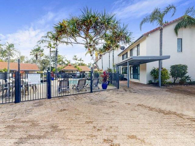 Relaxed Tropical Lifestyle in Noosaville