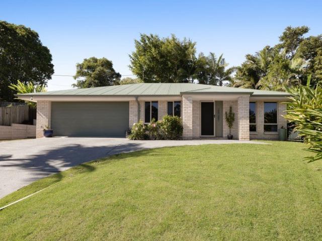Relaxed Woombye Living with Poolside Entertaining & Flexible Guest Space