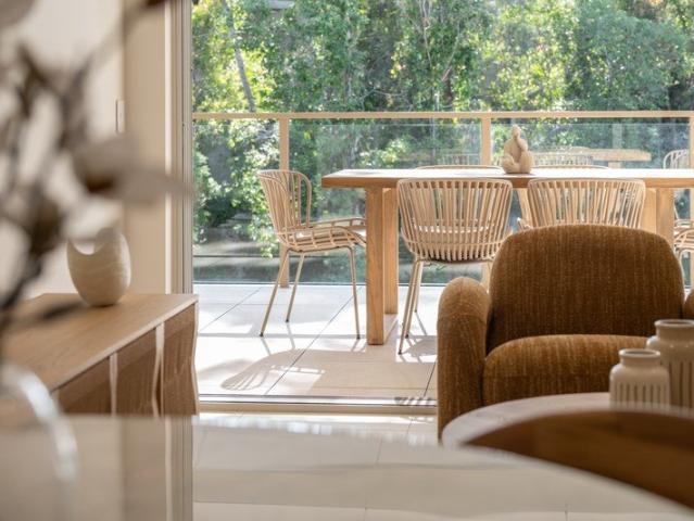 Relaxed 2 Bedroom Living in the Heart of Noosaville!