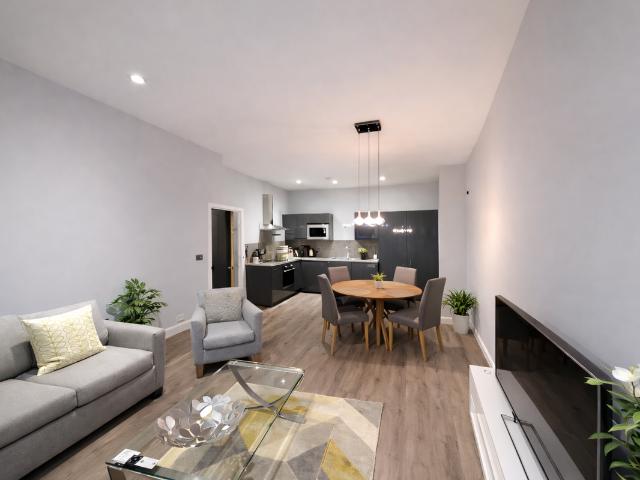 Reliance House, Water Street, Liverpool L2, 2 bed flat to rent, £1,300 pcm | PrimeLocation