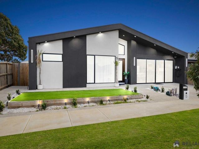 Reliance Real Estate welcome to 5 Rue Street, Mickleham