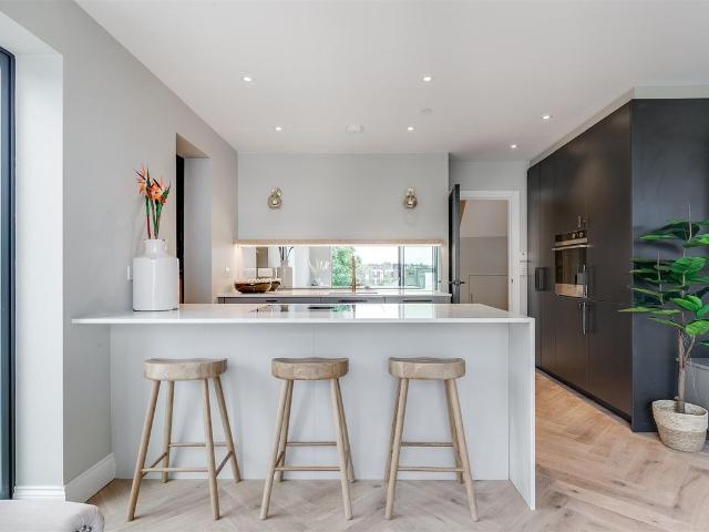 Replingham Road, London SW18, 2 bed flat to rent, £3,000 pcm | PrimeLocation