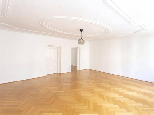 Repräsentative 3 Zimmer Altstadtwohnung