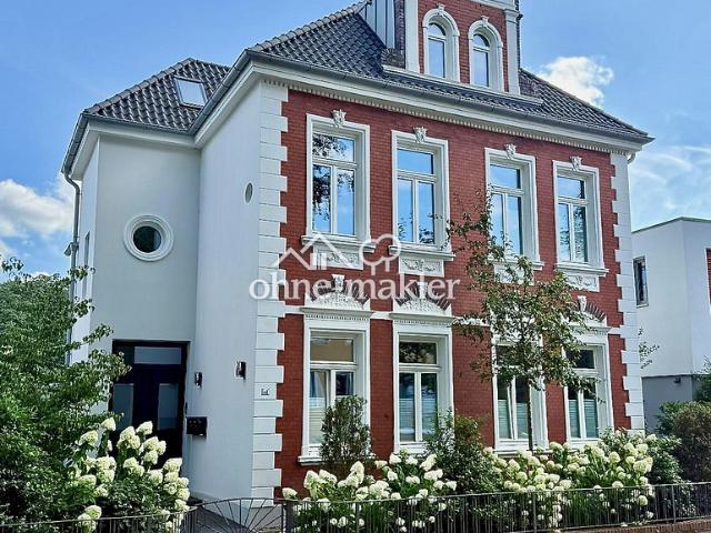 Repräsentative Altbauwohnung mit Stil & Charme