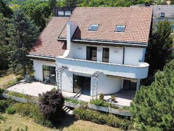 Repräsentative Architektenvilla in absoluter Ruhelage am Mitterberg mit Bürodachgeschoß provisionsfrei! Provisionsfrei