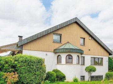 Repräsentatives 2 Familienhaus mit Ausbaupotential in begehrter Wohnlage