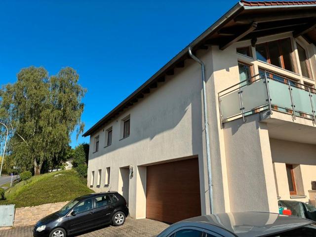 Repräsentatives Einfamilienhaus mit Panoramablick – Salz