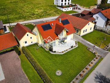 Repräsentatives Einfamilienhaus mit separaten Gewerbegebäude Werkstatt/Lagerhalle