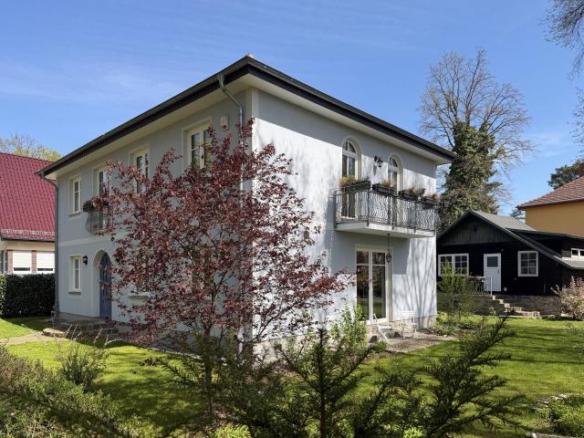 Repräsentatives Haus für die große Familie, weitläufiges Grundstück in ruhiger Lage Finkenkrug