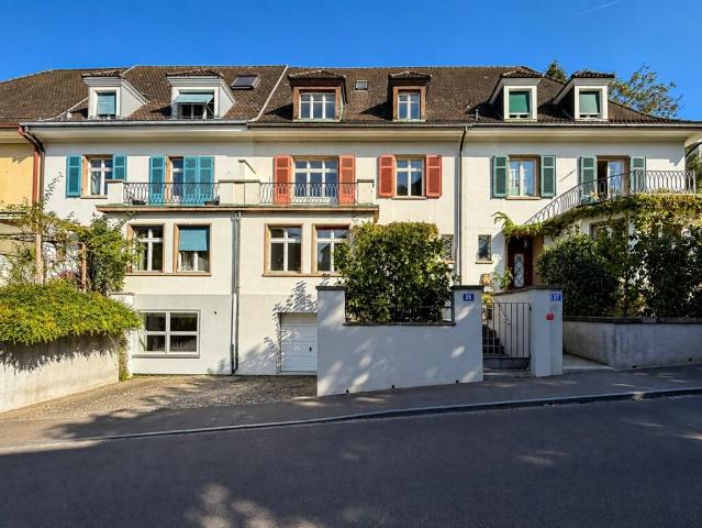 Repräsentatives Stadthaus mit 250m2 im Gundeli