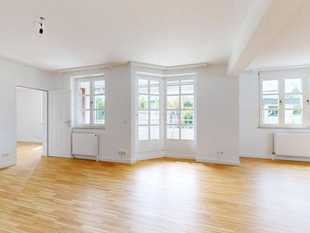 Repräsentatives Wohnen Nähe Schönbrunn | 6 Zimmer | 2 Terrassen und Loggia | viele Extras