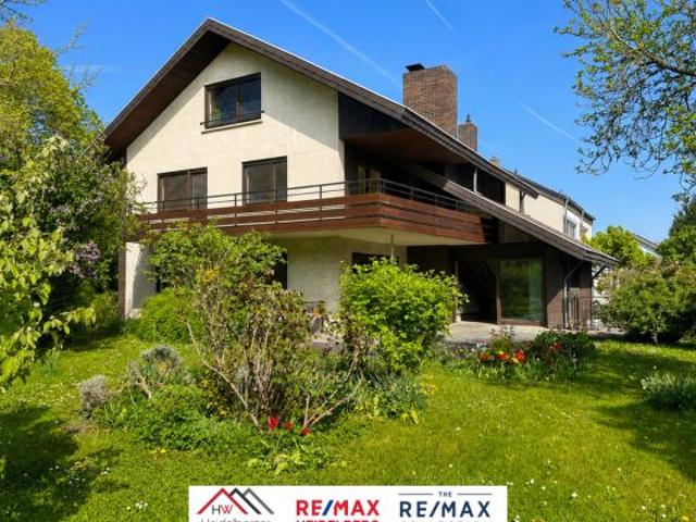 Repräsentatives Wohnhaus mit idyllischem Garten und separater Wohneinheit