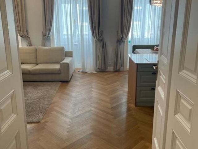 Representative apartment in a prime location, Vienna Amsterdam Apartments for Rent