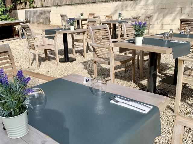 Restaurant avec 2 appartements à vendre 325 000 € 0m² Castéra Verduzan