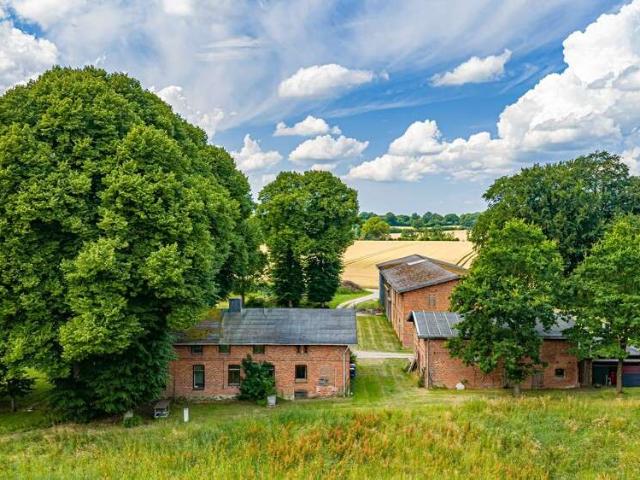 Resthof in Alleinlage am Ende einer Sackgasse sucht neue Liebhaber