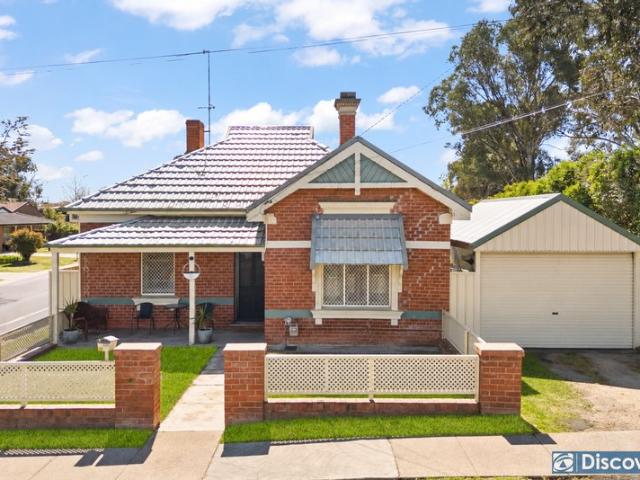 Restored Period Charm in Convenient Location