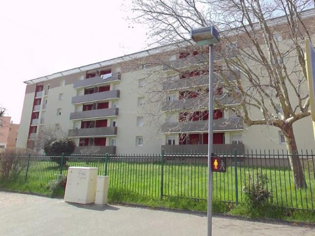 RES CROIX ROUGE FAUX T4 2EME