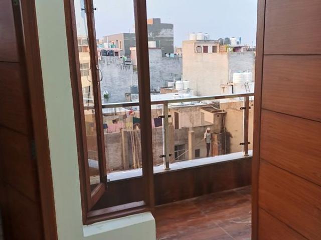 Resale | 3.5 BHK + 50 Sq.Yd. Independent House in Palla