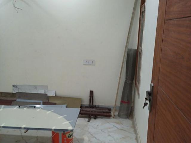Resale | 3.5 BHK + 50 Sq.Yd. Independent House in Palla Village