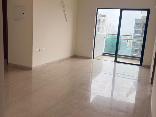 Resale | 3.5 BHK 1325 Sq.Ft. Apartment in Kanakia Challengers